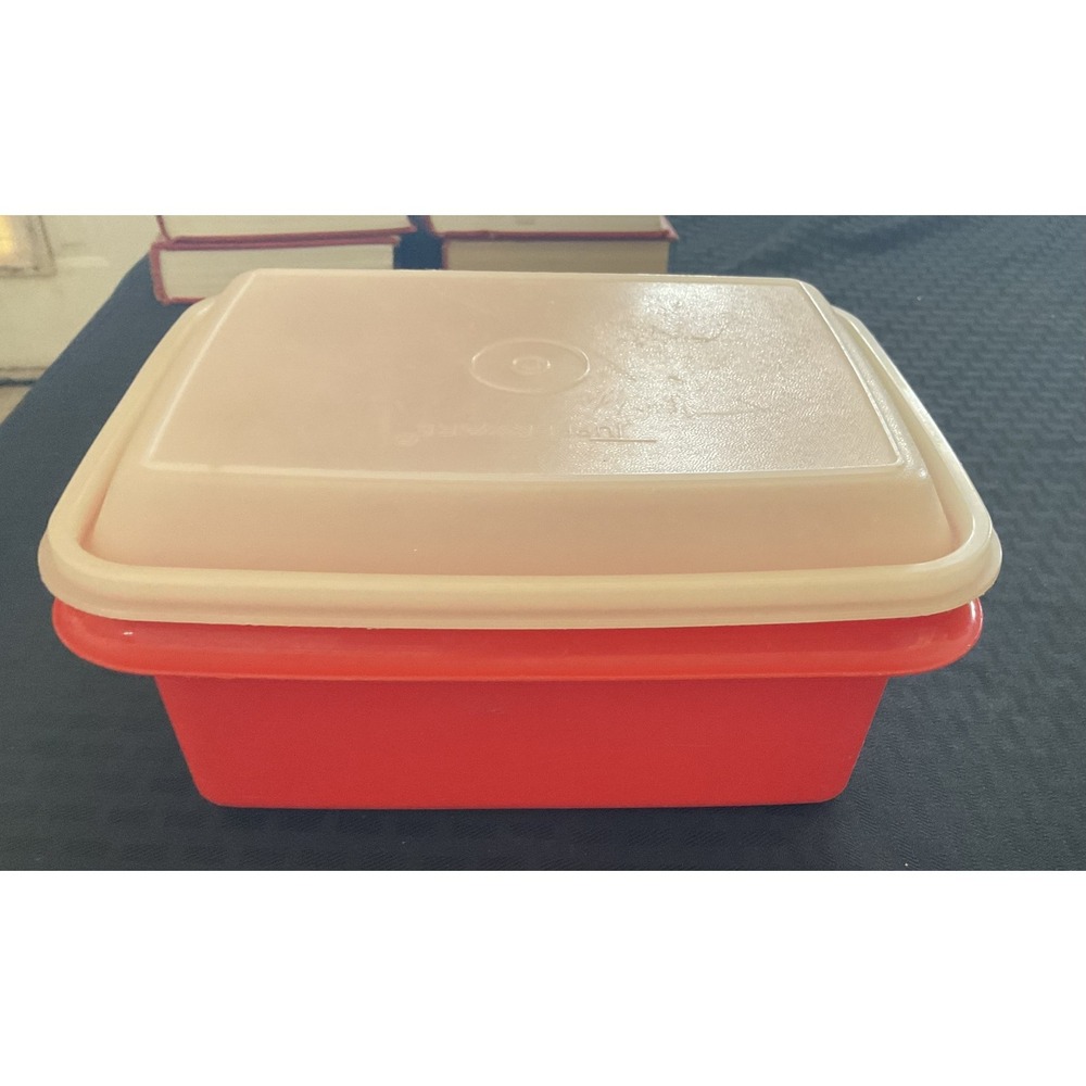 Vintage Tupperware Rectangle Storage Container 7x6x3‎ In Lid 1980s Kitchen Retro